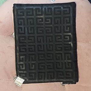 Givenchy cosmetic pouch/clutch